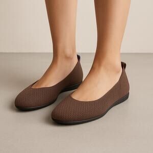 Rothy's Max Square Ballet Flats in Maple (Mocha Mousse Color) Micro Check Size 8